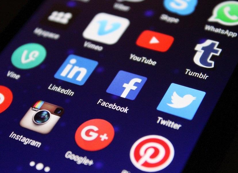 Facebook представил инструменты разработчика для улучшения обмена бизнес-сообщениями в WhatsApp и Instagram