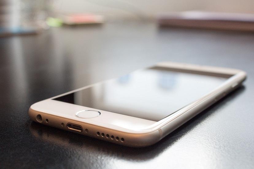 Apple позволит предприятиям принимать платежи на iPhone без дополнительного оборудования